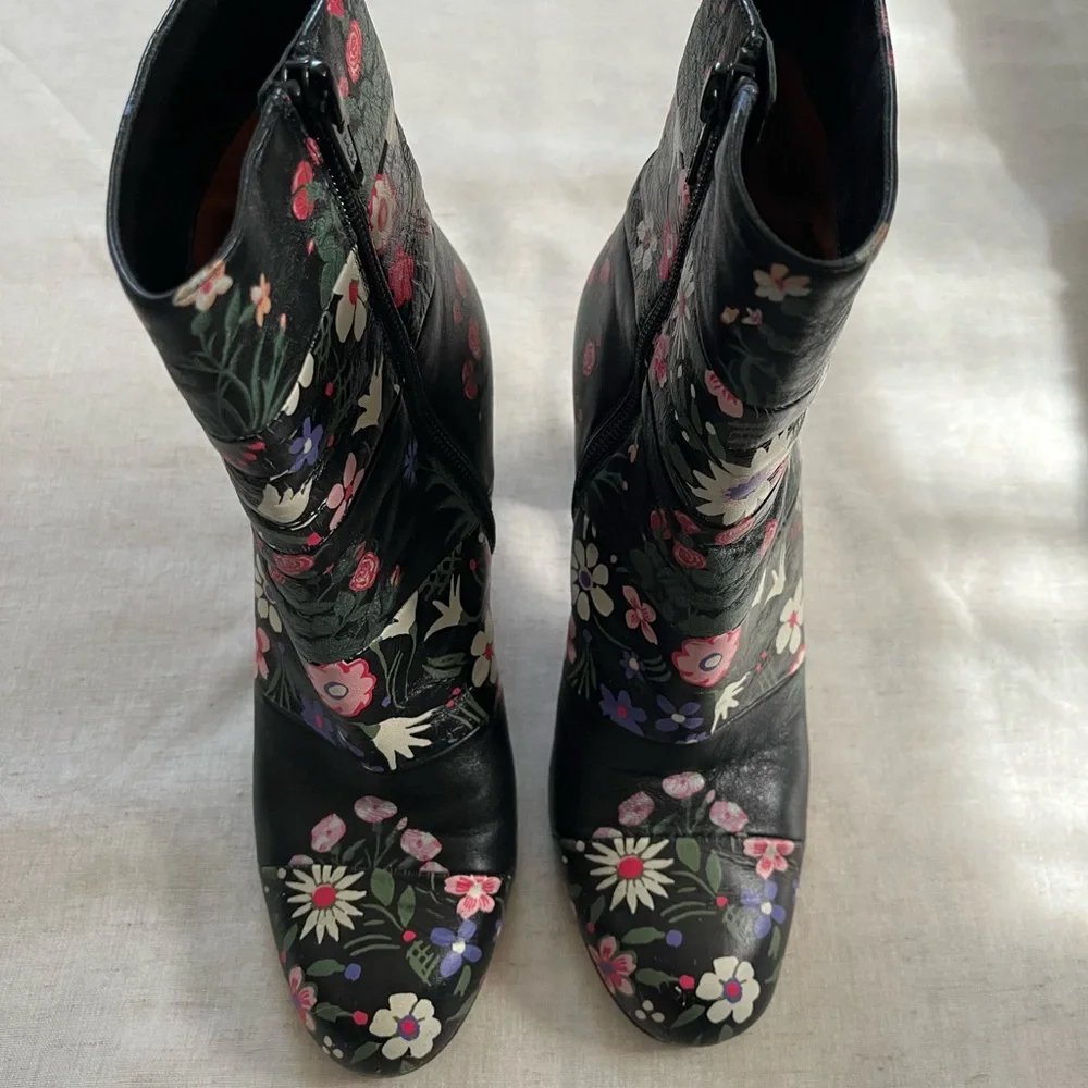Valentino Garavani Floral Heeled Boots size 37.5 - Picture 4 of 11